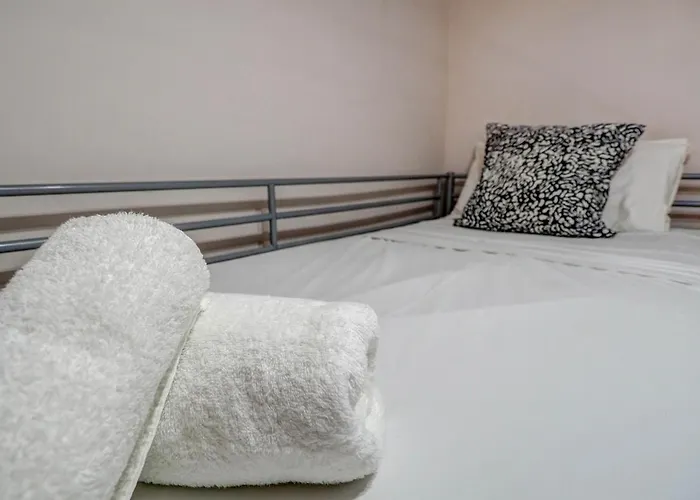 Benet By Hello Homes * سيدجيس